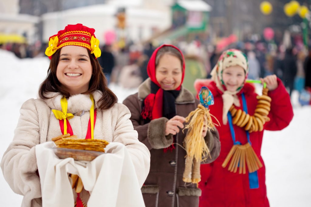 Happy Russian women at a celebration - Russian phrases